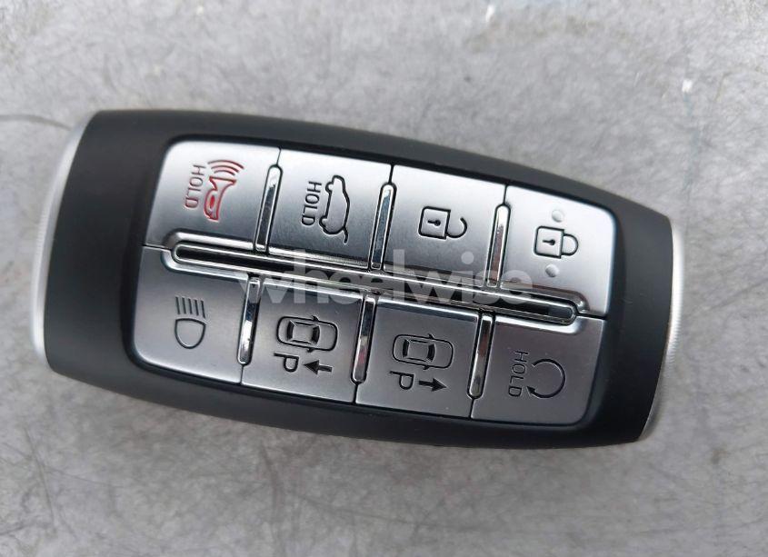 Thumbnail 3 of 2024 GENESIS GV70 2.5T AWD