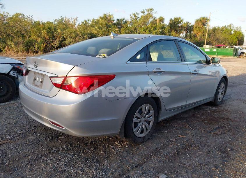 Thumbnail 6 of 2012 HYUNDAI SONATA GLS