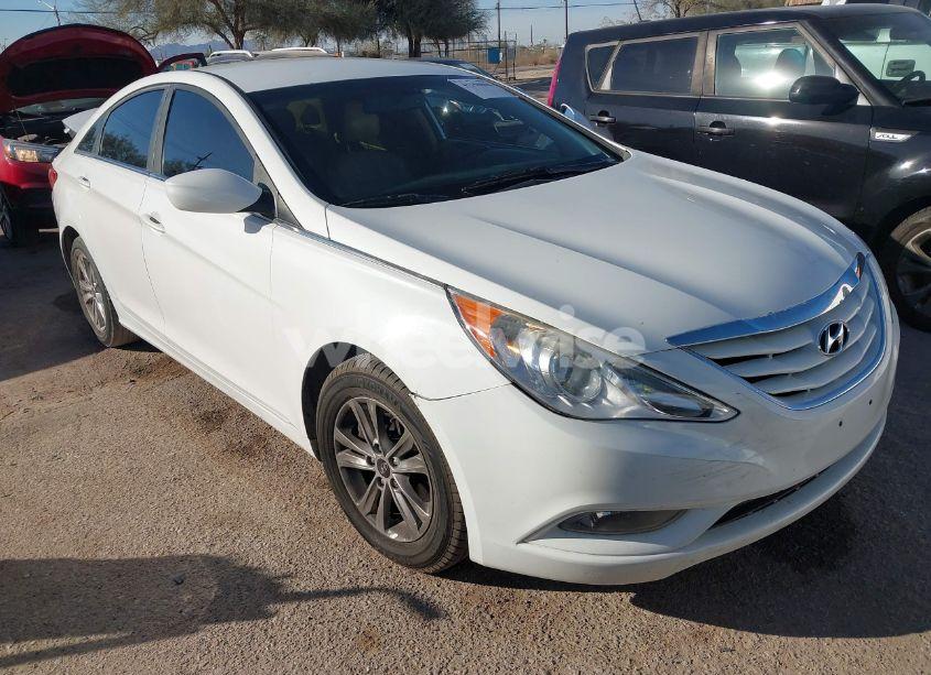 Photo of HYUNDAI SONATA GLS