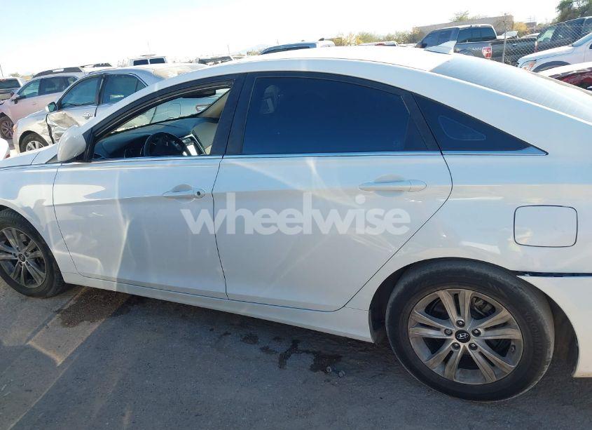 Thumbnail 6 of 2013 HYUNDAI SONATA GLS