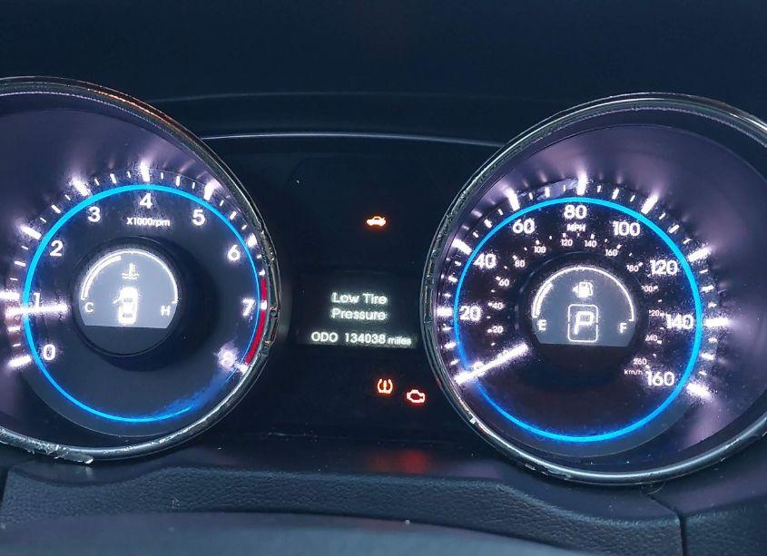 Thumbnail 10 of 2012 HYUNDAI SONATA GLS
