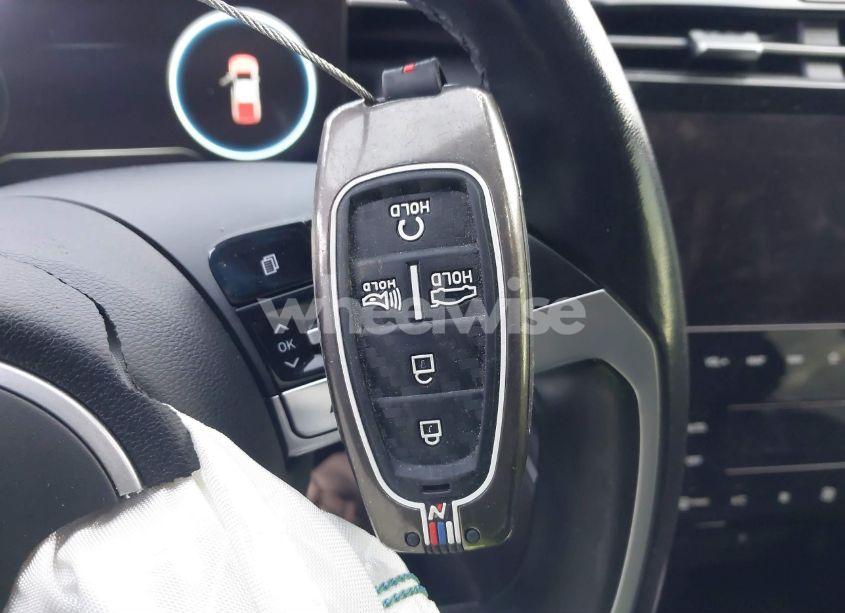 Thumbnail 3 of 2022 HYUNDAI SANTA CRUZ LIMITED