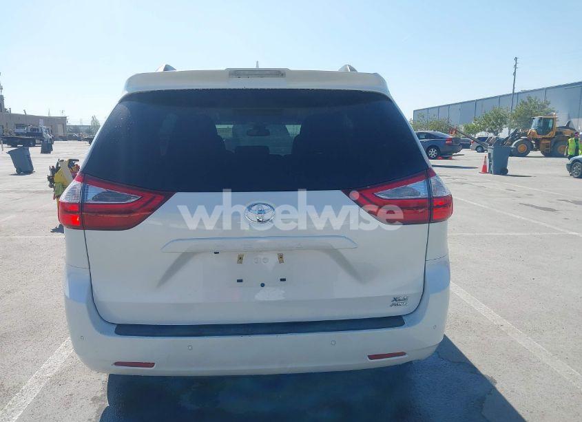 Thumbnail 8 of 2019 TOYOTA SIENNA XLE 7 PASSENGER