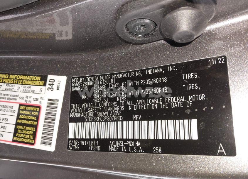 Thumbnail 16 of 2023 TOYOTA SIENNA PLATINUM