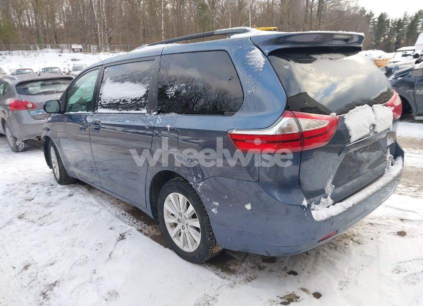 Thumbnail 10 of 2015 TOYOTA SIENNA LE 7 PASSENGER