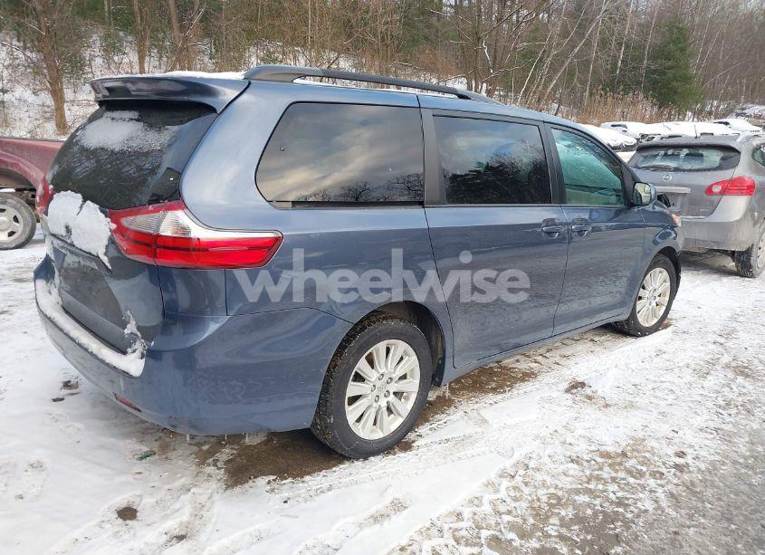 Thumbnail 11 of 2015 TOYOTA SIENNA LE 7 PASSENGER