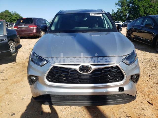 2024 TOYOTA HIGHLANDER LE