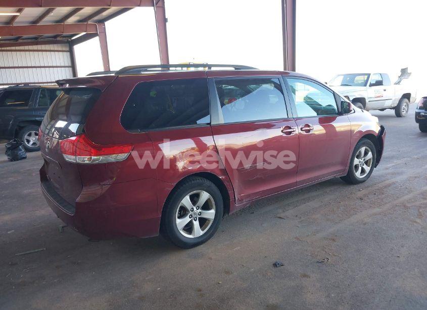 Thumbnail 6 of 2013 TOYOTA SIENNA LE V6 8 PASSENGER