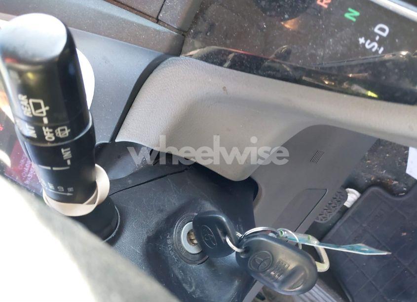Thumbnail 3 of 2016 TOYOTA SIENNA LE 8 PASSENGER