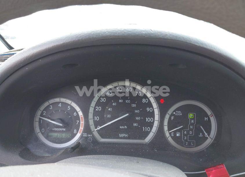 Thumbnail 9 of 2010 TOYOTA SIENNA CE