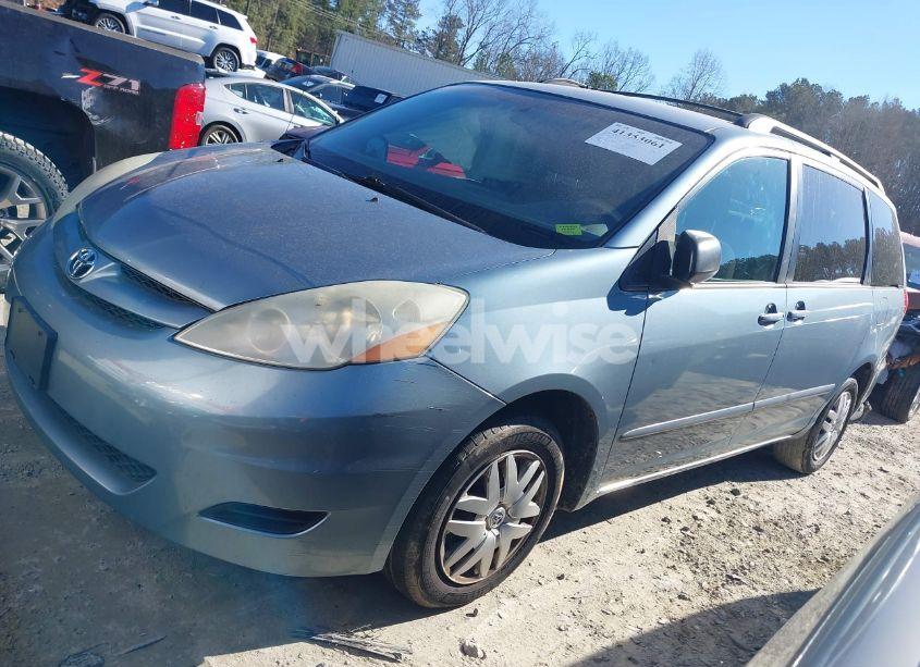 Thumbnail 6 of 2006 TOYOTA SIENNA LE