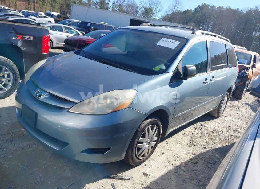 Thumbnail 9 of 2006 TOYOTA SIENNA LE