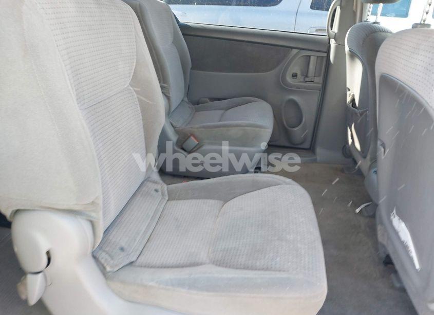 Thumbnail 15 of 2006 TOYOTA SIENNA LE