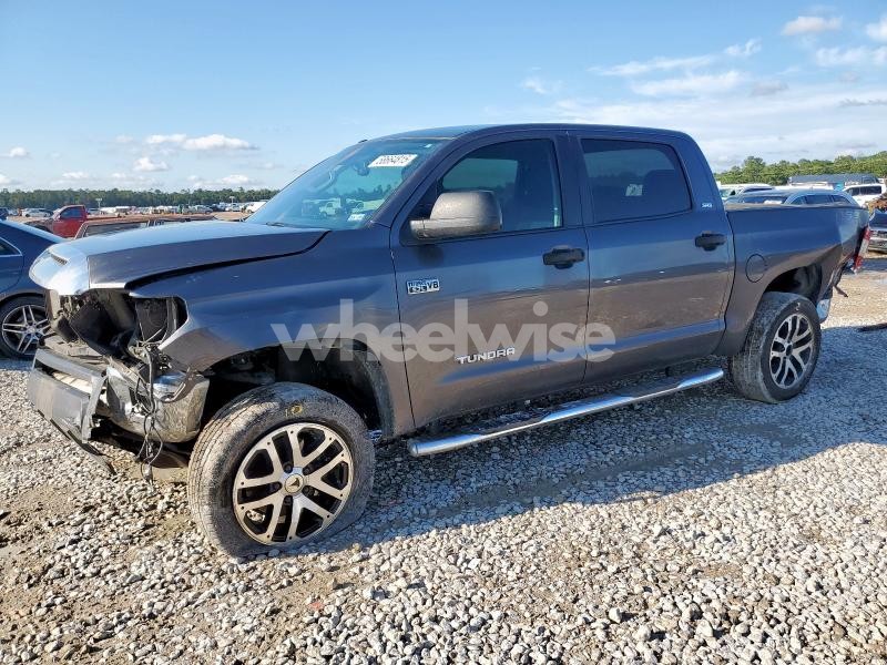 2018 TOYOTA TUNDRA CREWMAX SR5