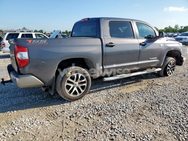 2018 TOYOTA TUNDRA CREWMAX SR5
