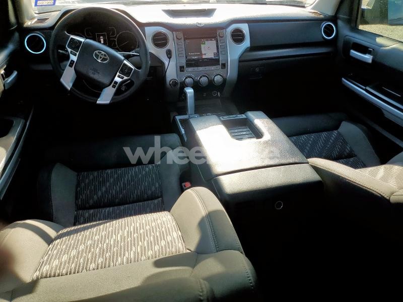 2018 TOYOTA TUNDRA CREWMAX SR5