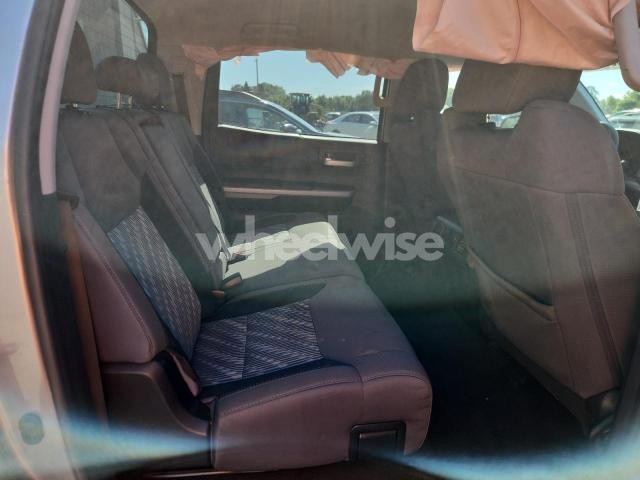 2019 TOYOTA TUNDRA CREWMAX SR5