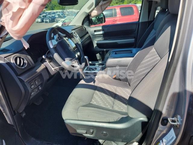 2019 TOYOTA TUNDRA CREWMAX SR5
