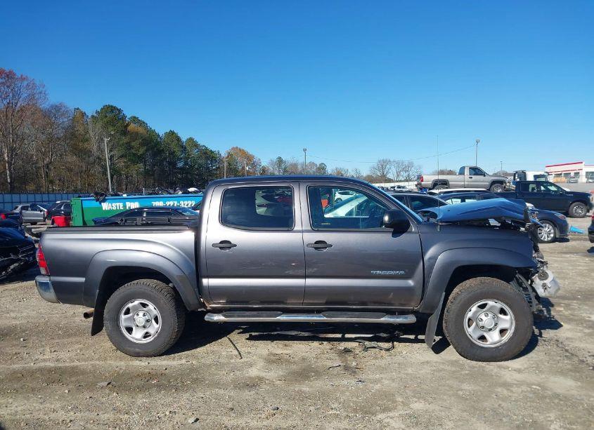 Thumbnail 6 of 2013 TOYOTA TACOMA DOUBLE CAB PRERUNNER