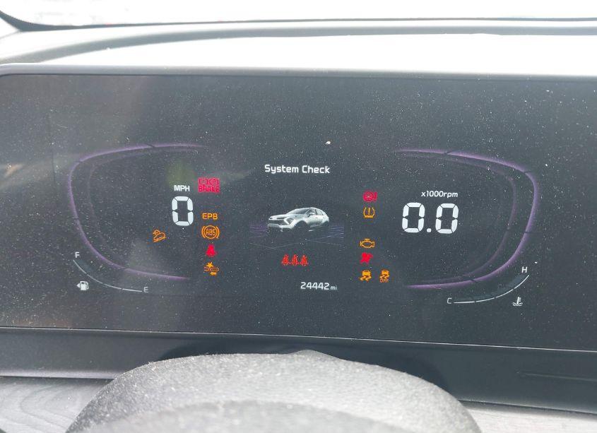 Thumbnail 14 of 2023 KIA SPORTAGE X-LINE