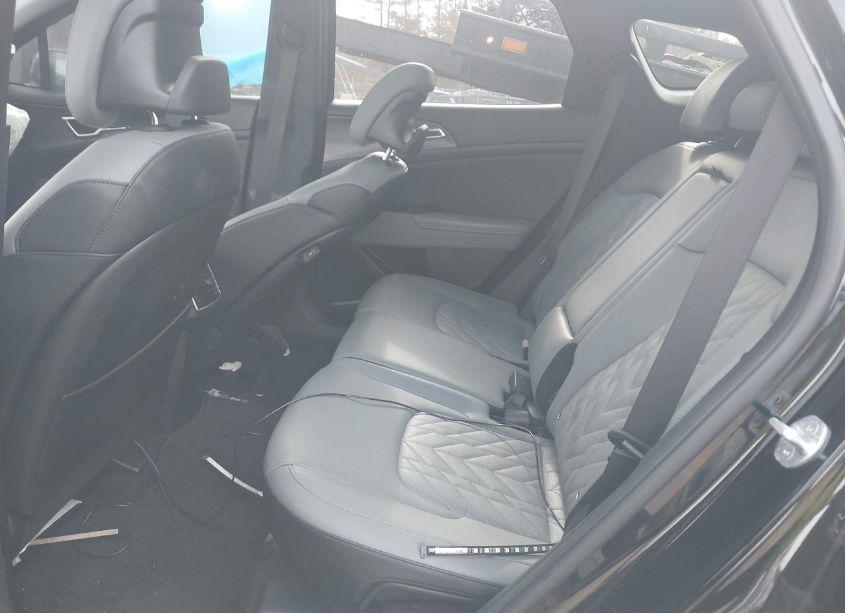 Thumbnail 15 of 2023 KIA SPORTAGE X-LINE