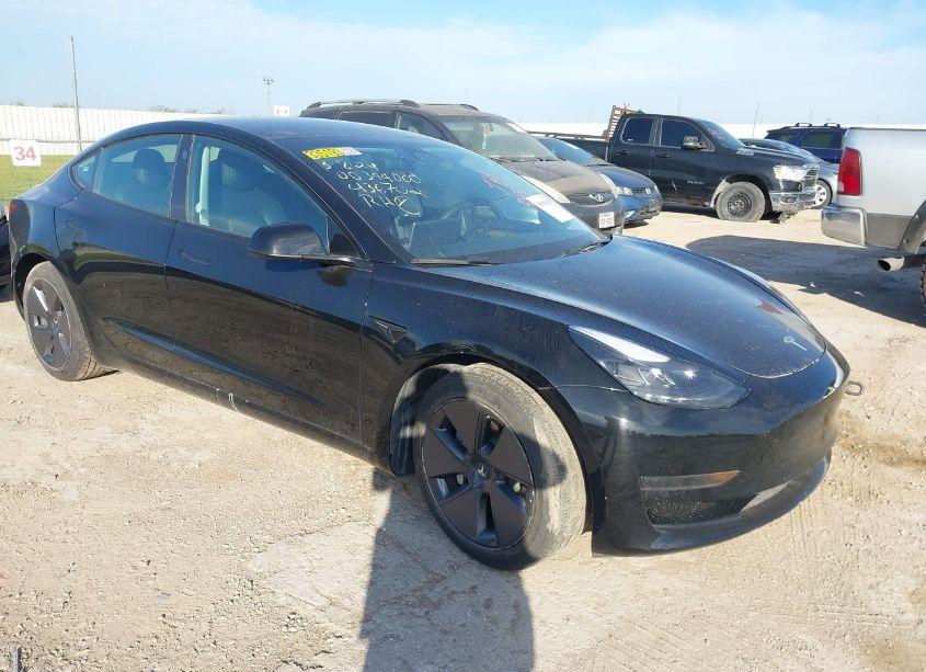 Photo of TESLA MODEL 3 REAR-WHEEL DRIVE
