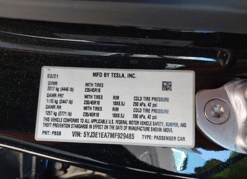 Thumbnail 17 of 2021 TESLA MODEL 3 STANDARD RANGE PLUS REAR-WHEEL DRIVE