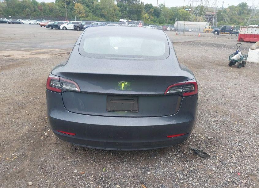 Thumbnail 8 of 2021 TESLA MODEL 3 STANDARD RANGE PLUS REAR-WHEEL DRIVE