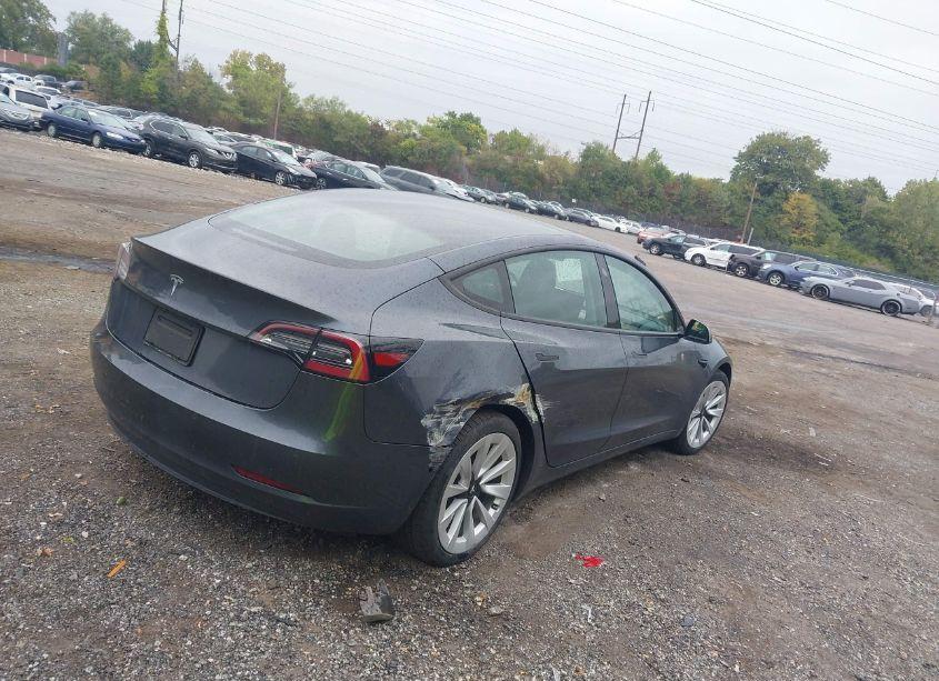 Thumbnail 14 of 2021 TESLA MODEL 3 STANDARD RANGE PLUS REAR-WHEEL DRIVE