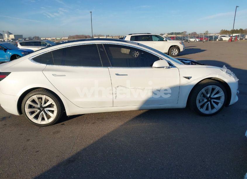 Thumbnail 5 of 2020 TESLA MODEL 3 LONG RANGE DUAL MOTOR ALL-WHEEL DRIVE