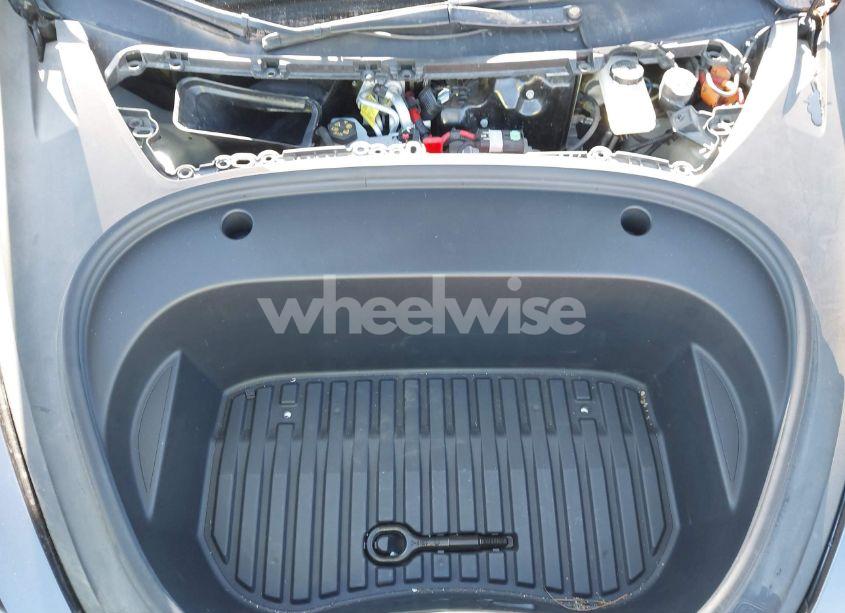 Thumbnail 2 of 2022 TESLA MODEL 3 LONG RANGE DUAL MOTOR ALL-WHEEL DRIVE