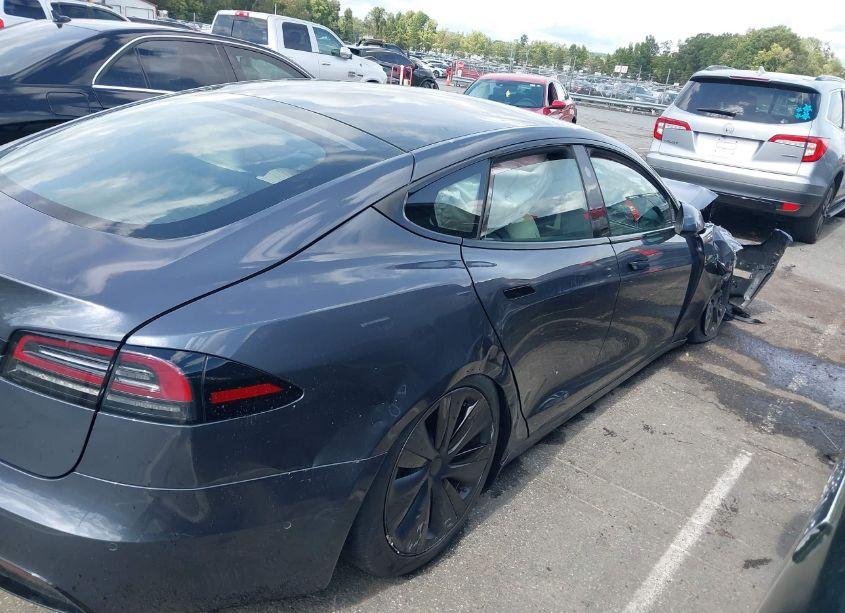 Thumbnail 4 of 2022 TESLA MODEL S DUAL MOTOR ALL-WHEEL DRIVE