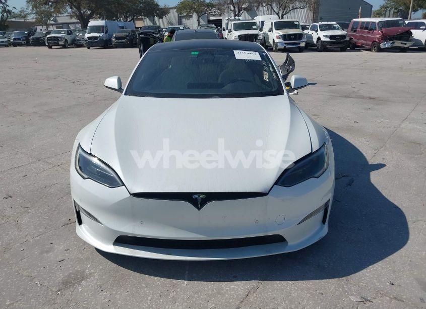Thumbnail 3 of 2022 TESLA MODEL S PLAID TRI MOTOR ALL-WHEEL DRIVE