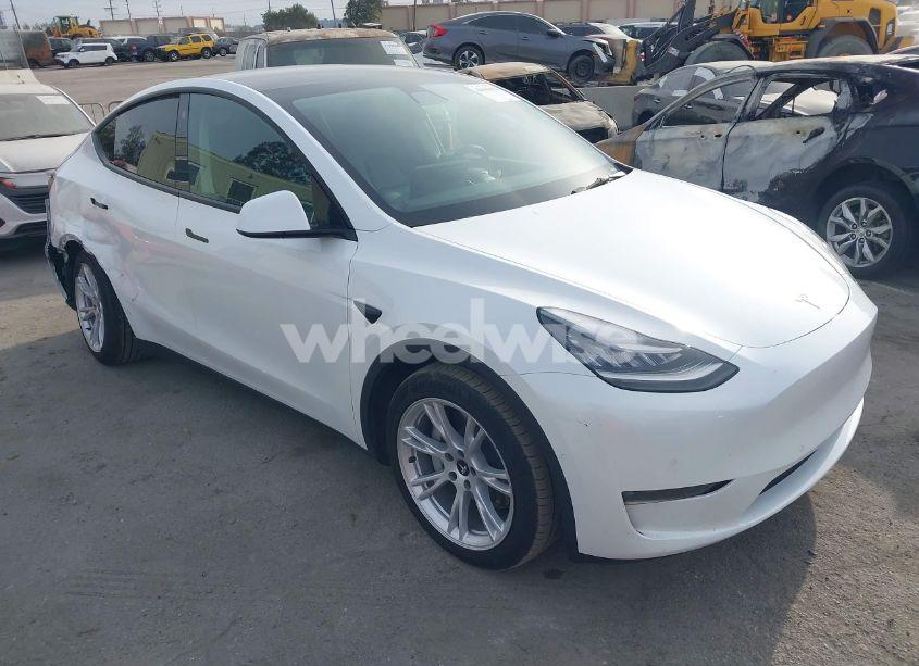 Main photo of 2021 TESLA MODEL Y LONG RANGE DUAL MOTOR ALL-WHEEL DRIVE with VIN 5YJYGDEE1MF086680