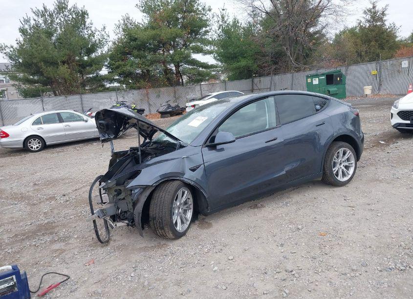 Thumbnail 11 of 2020 TESLA MODEL Y LONG RANGE DUAL MOTOR ALL-WHEEL DRIVE