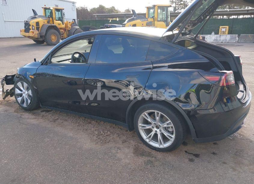 Thumbnail 13 of 2021 TESLA MODEL Y LONG RANGE DUAL MOTOR ALL-WHEEL DRIVE