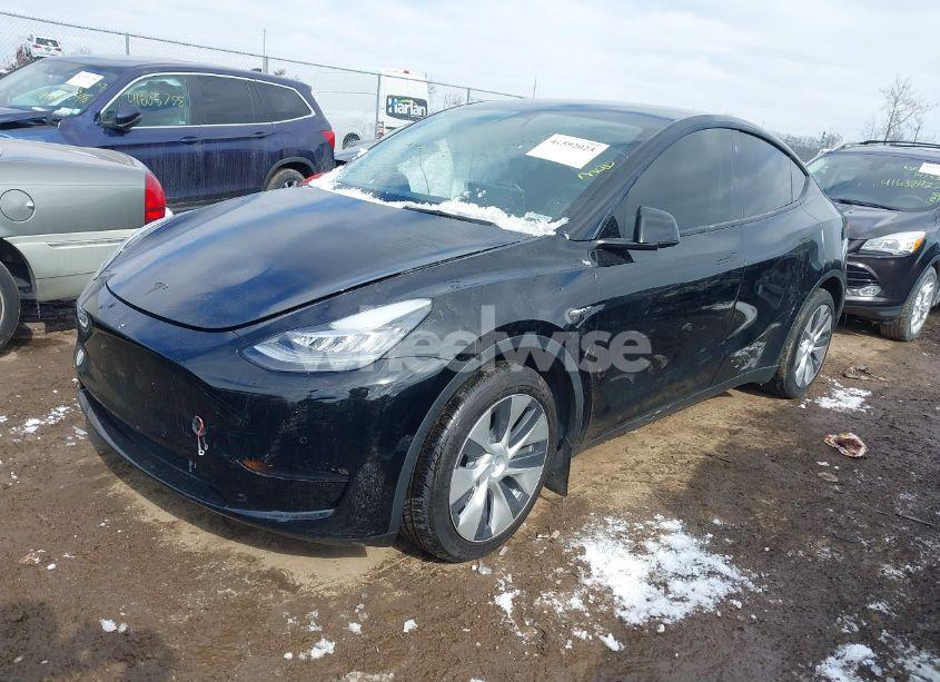 Thumbnail 11 of 2021 TESLA MODEL Y LONG RANGE DUAL MOTOR ALL-WHEEL DRIVE