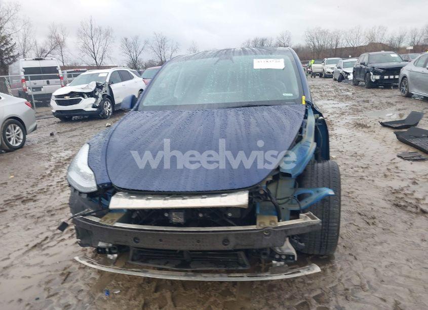 Thumbnail 5 of 2021 TESLA MODEL Y LONG RANGE DUAL MOTOR ALL-WHEEL DRIVE