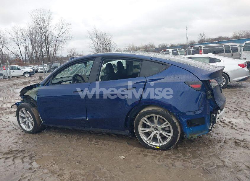 Thumbnail 7 of 2021 TESLA MODEL Y LONG RANGE DUAL MOTOR ALL-WHEEL DRIVE