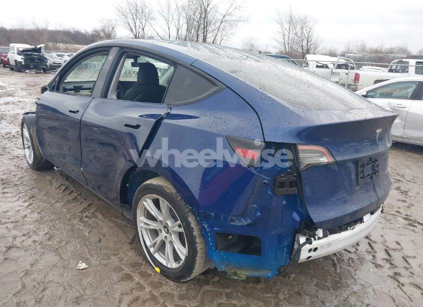 Thumbnail 11 of 2021 TESLA MODEL Y LONG RANGE DUAL MOTOR ALL-WHEEL DRIVE