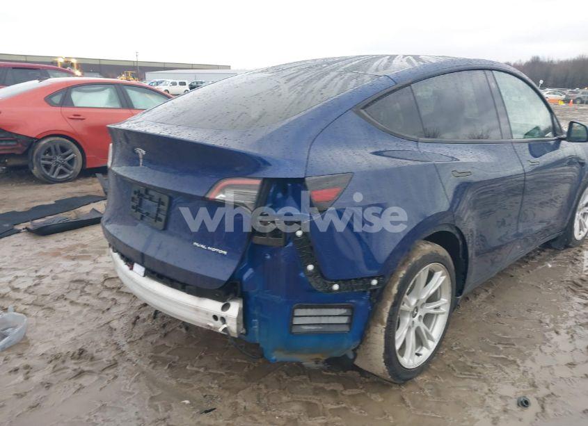 Thumbnail 12 of 2021 TESLA MODEL Y LONG RANGE DUAL MOTOR ALL-WHEEL DRIVE