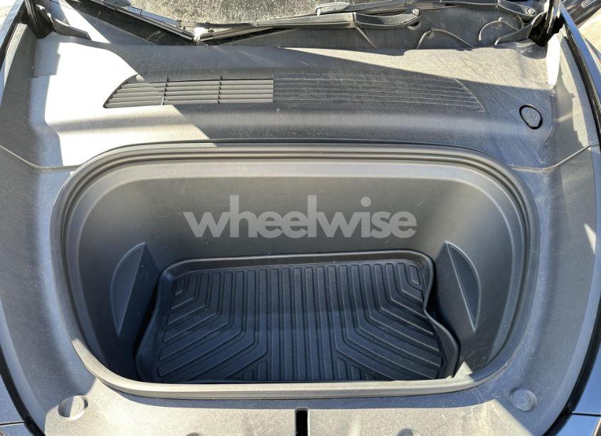 Thumbnail 11 of 2021 TESLA MODEL Y LONG RANGE DUAL MOTOR ALL-WHEEL DRIVE