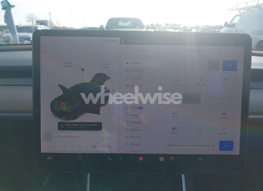 Thumbnail 16 of 2021 TESLA MODEL Y LONG RANGE DUAL MOTOR ALL-WHEEL DRIVE