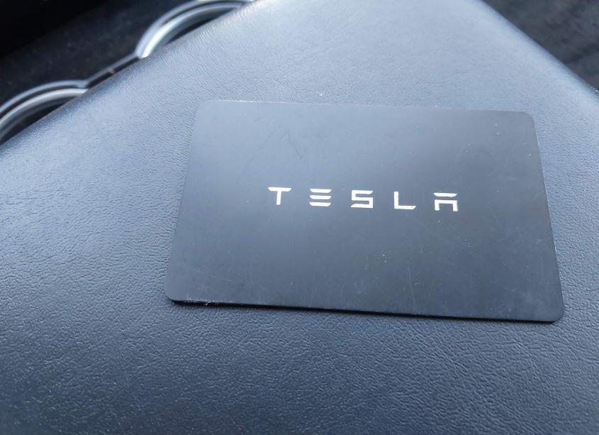 Thumbnail 3 of 2020 TESLA MODEL Y LONG RANGE DUAL MOTOR ALL-WHEEL DRIVE