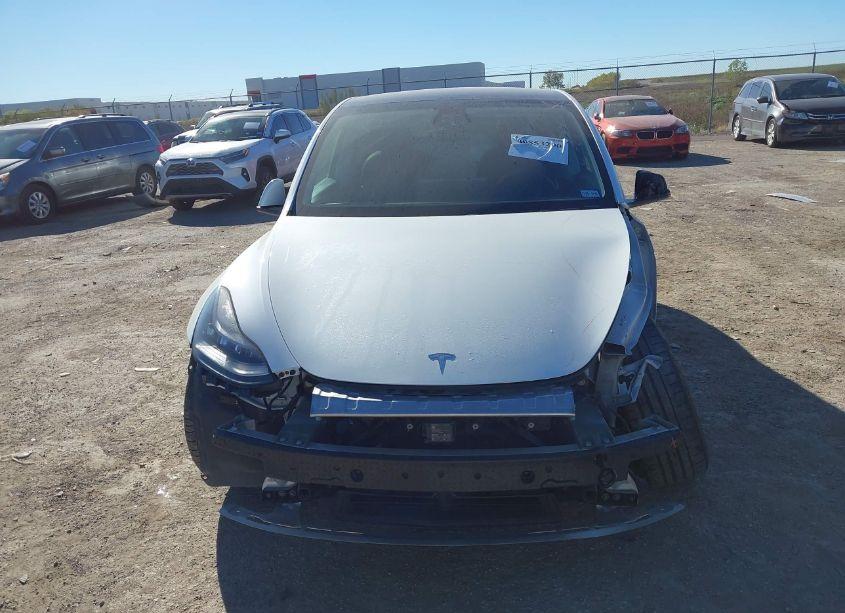 Thumbnail 5 of 2020 TESLA MODEL Y LONG RANGE DUAL MOTOR ALL-WHEEL DRIVE