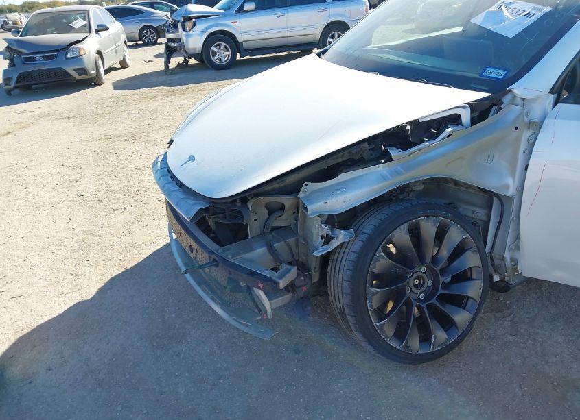 Thumbnail 16 of 2020 TESLA MODEL Y LONG RANGE DUAL MOTOR ALL-WHEEL DRIVE