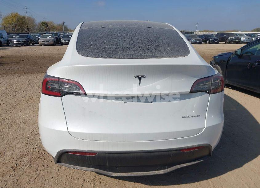 Thumbnail 9 of 2025 TESLA MODEL Y LONG RANGE DUAL MOTOR ALL-WHEEL DRIVE