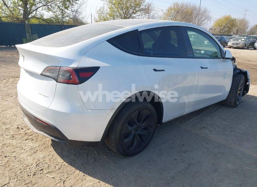 Thumbnail 14 of 2025 TESLA MODEL Y LONG RANGE DUAL MOTOR ALL-WHEEL DRIVE