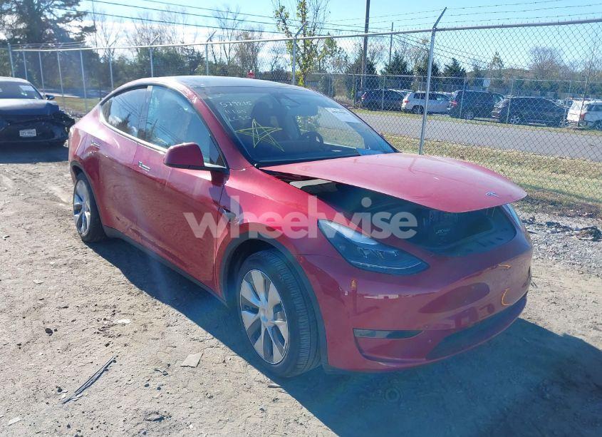 Photo of TESLA MODEL Y AWD/LONG RANGE DUAL MOTOR ALL-WHEEL DRIVE