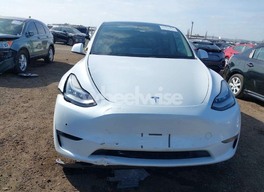 Thumbnail 14 of 2022 TESLA MODEL Y LONG RANGE DUAL MOTOR ALL-WHEEL DRIVE